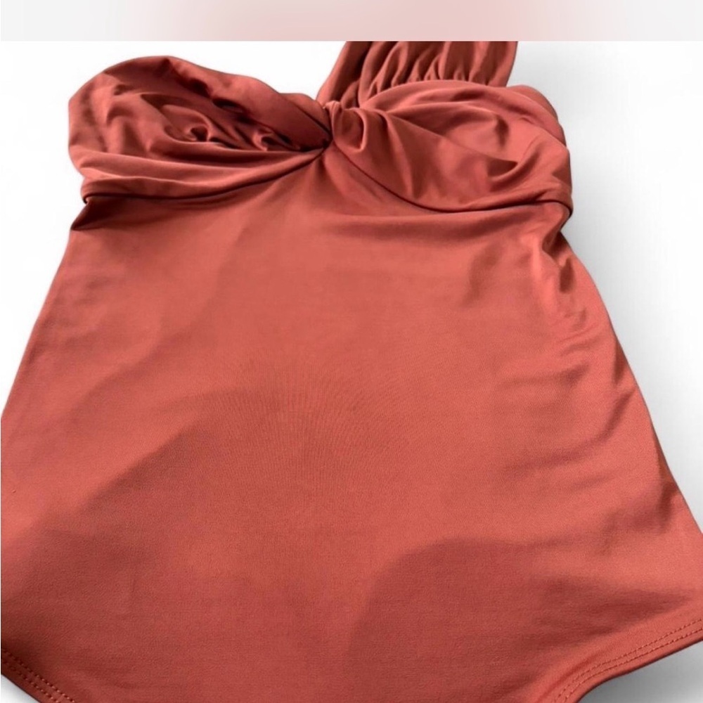 Express Rust One-Shoulder Bodysuit - Picture 5 of 5